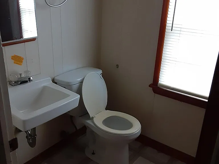 742 Marmion Ave — Photo 5