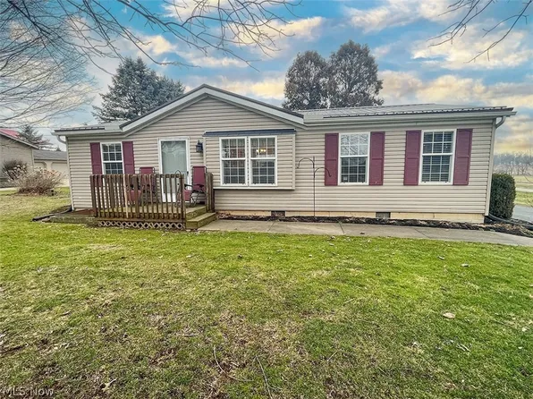 12812 Emerson Rd, Apple Creek, OH 44606