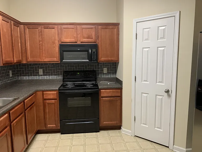 3329 Fernview Dr #1 — Photo 16