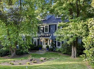 805 Llanelly Ln, Berwyn, PA 19312