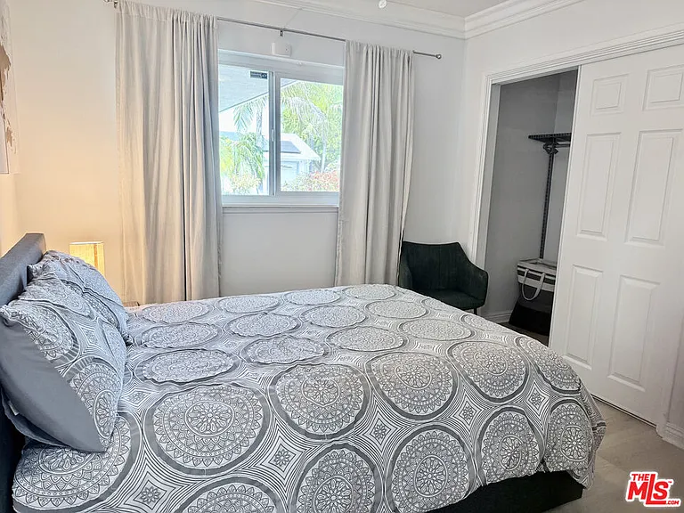 6605 S Sherbourne Dr — Photo 38