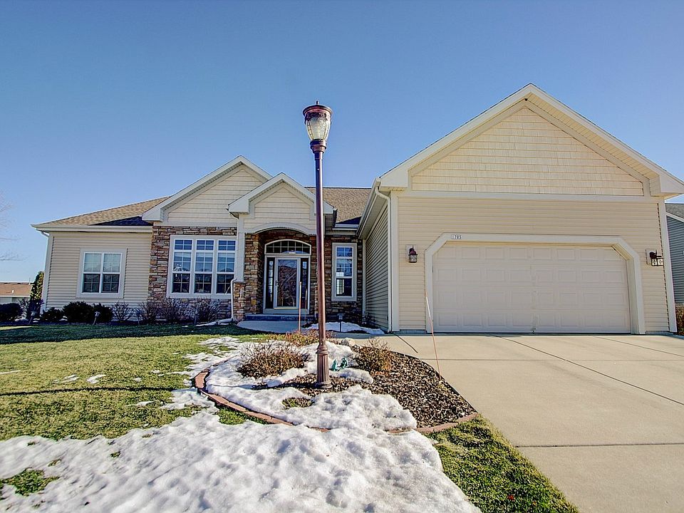 1st image of 1705 Rockridge Way