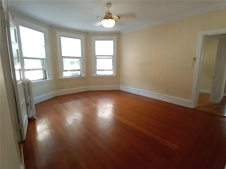 362 Lloyd Ave #2 — Photo 10