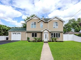 271 Fire Island Ave, Babylon, NY 11702