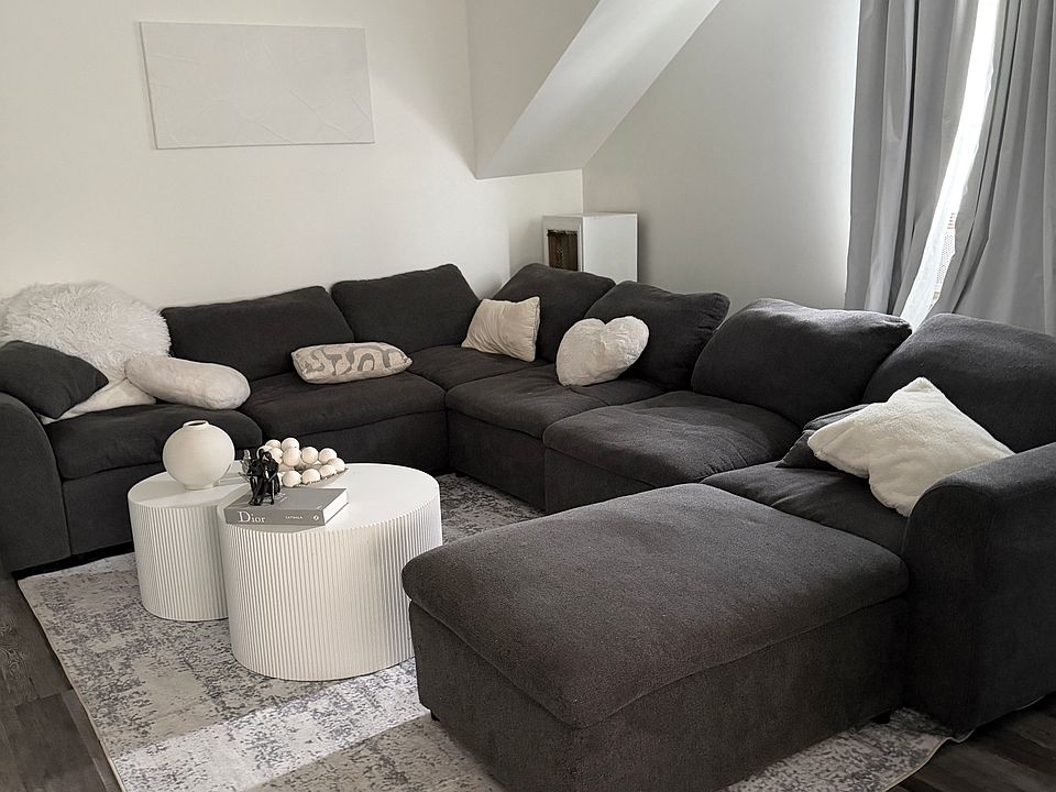1st image of 33 Grumman Ave #2