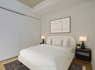 195 McCaul St #322, Toronto, ON M5T0E5