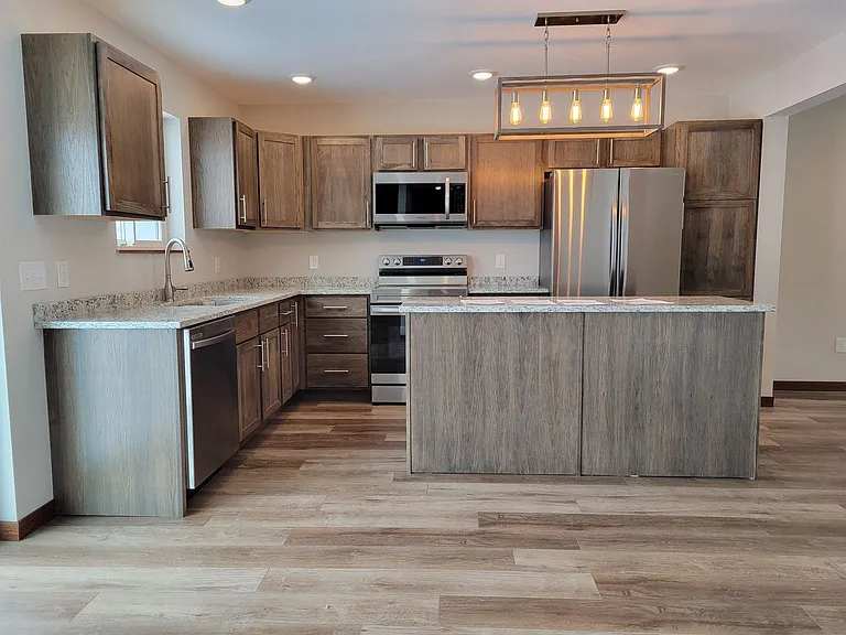 420 Sierra Pl — Photo 8