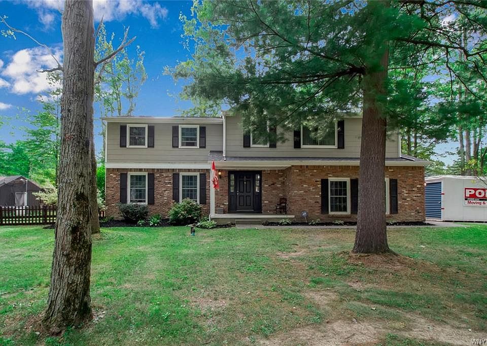 1st image of 3 Willowbrook Dr