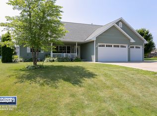 1675 W Little Ranch Rd, Appleton, WI 54913