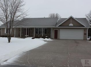 1453 2nd Ave SE, Sioux Center, IA 51250