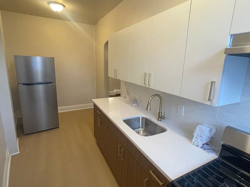 1st image of 59 Park Ave #1
