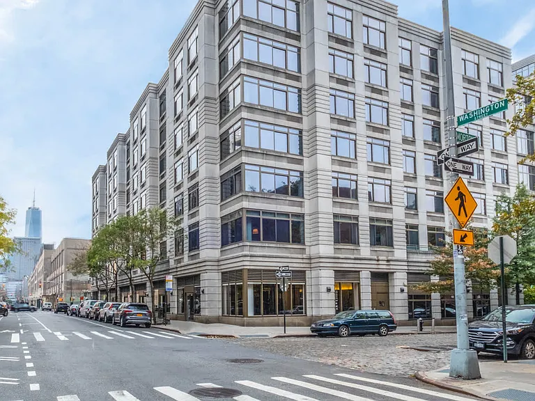 600 Washington St #209 — Photo 1