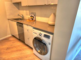 1011 Beach Ave #2904, Vancouver, BC V6E 1T8