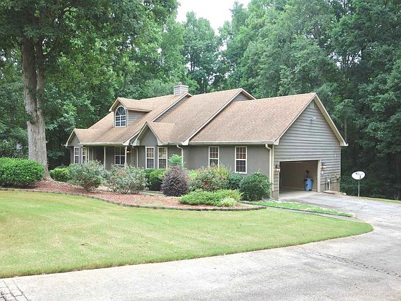 4th image of 218 Williamsburg Cir