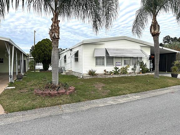 3rd image of 2600 Harden Blvd Lot 32