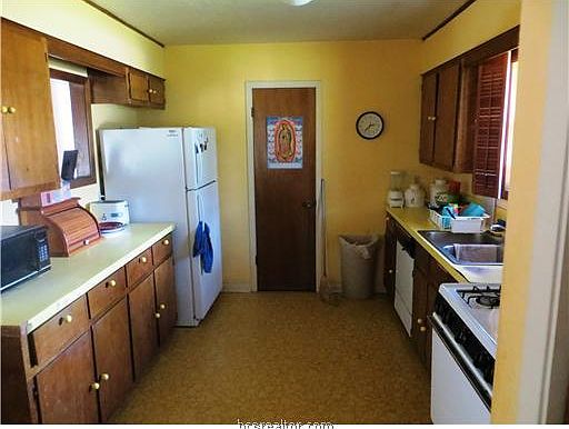5th image of 1225 Bittle Ln