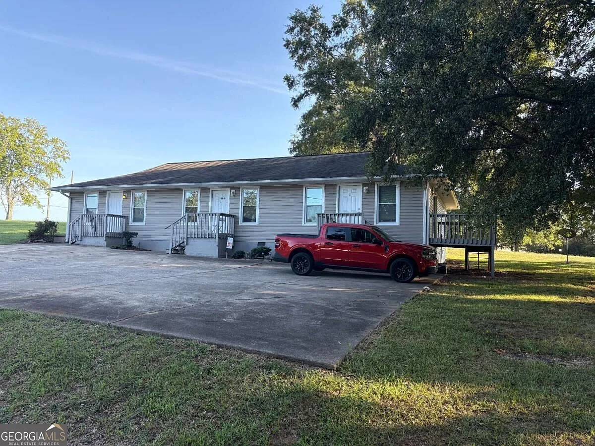 1 bed, 1.0 bath, $850 — Photo 1