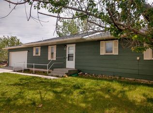 111 Krystal Ln, Thermopolis, WY 82443