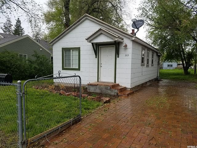 1st image of 263 E Gregson Ave