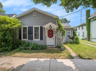 518 E Michigan Ave, Marshall, MI 49068