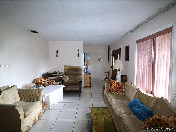 3rd image of 8700 Miramar Blvd