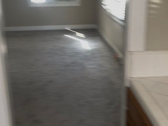 4th image of 4132 Green Ave