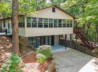 93 Dale Dr, Franklin, NC 28734