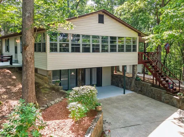 93 Dale Dr, Franklin, NC 28734