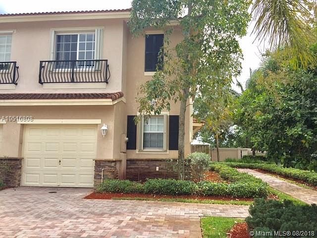 1st image of 240 Las Brisas Cir