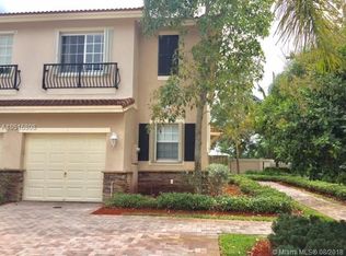 240 Las Brisas Cir, Sunrise, FL 33326