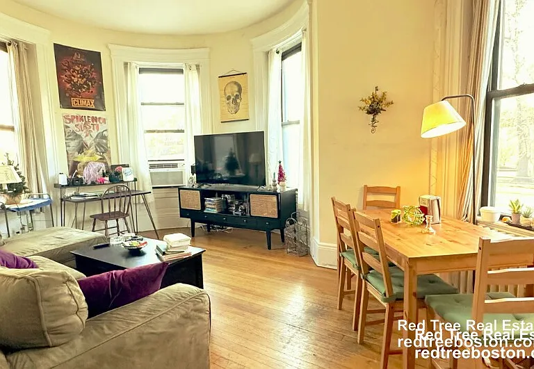 583 Beacon St #1 — Photo 1