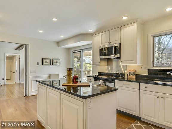 4th image of 8508 Tuckerman Ln