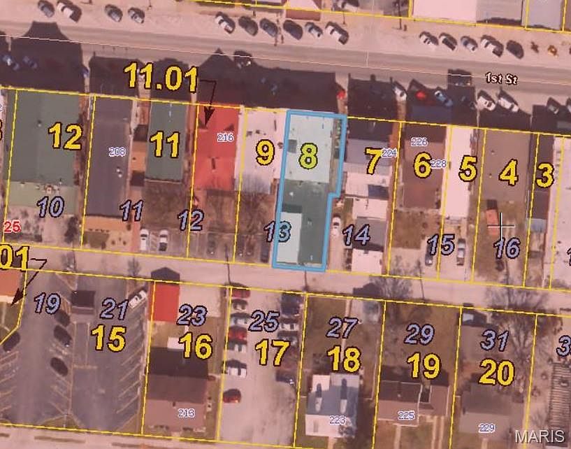 1st image of 218 E 1st St