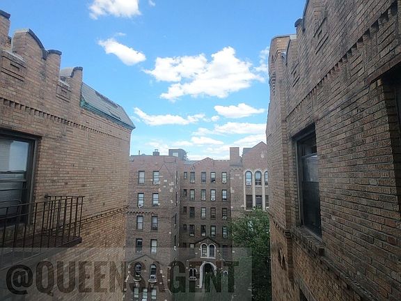 4th image of 43-30 46th St #6