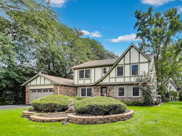 28W409 Leverenz Rd, Naperville, IL 60564