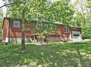 157 Cypress Rd, Dingmans Ferry, PA 18328
