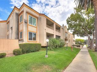430 N Holliston Ave APT 210, Pasadena, CA 91106