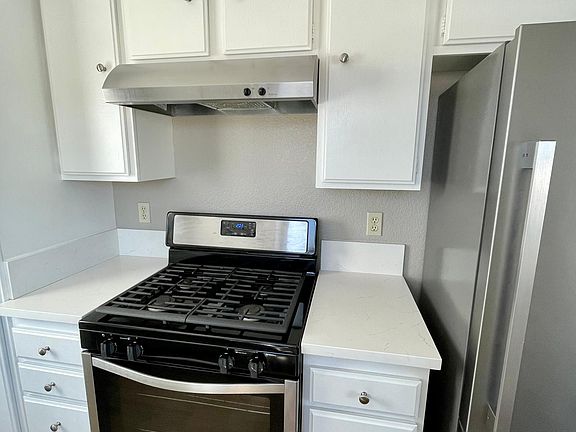 5th image of 11439 216th St