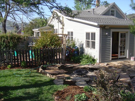 Back / Cistern Fire pit