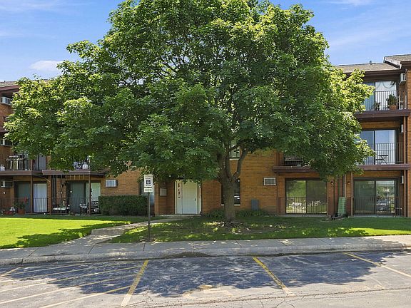 2nd image of 645 N Briar Hill Ln APT 2