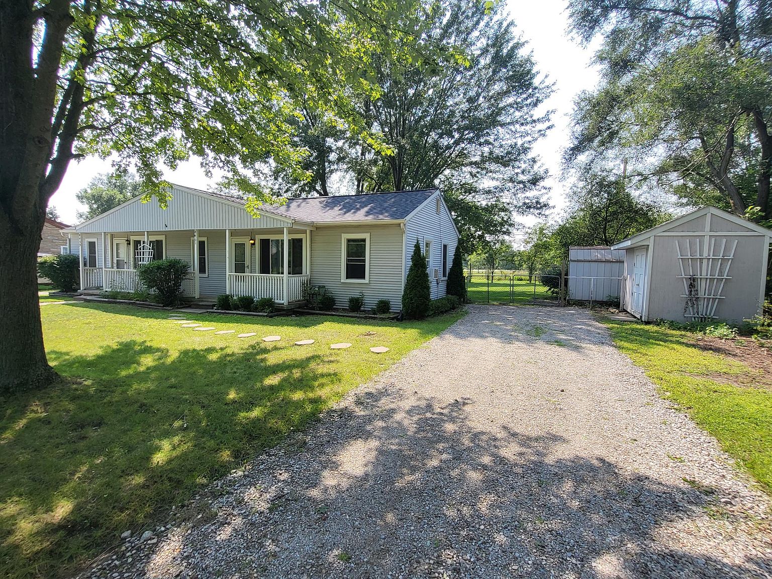 8461 Bridge Lake Rd, Clarkston, MI 48348 Zillow