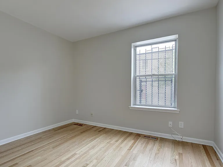 1741 U St NW #1 — Photo 28