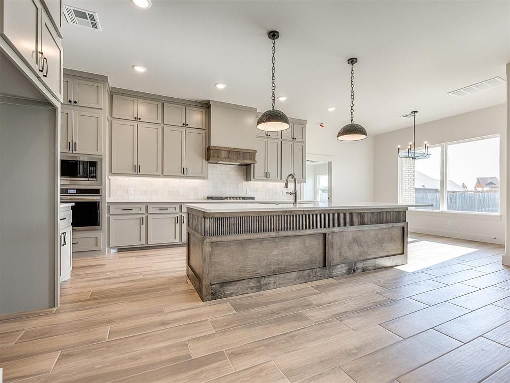 1136 Jozie Way, Tuttle, OK 73089 | Zillow
