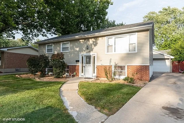 1254 King Dr photo 1
