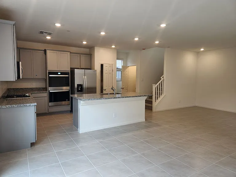 1553 Crowned Eagle St — Photo 11