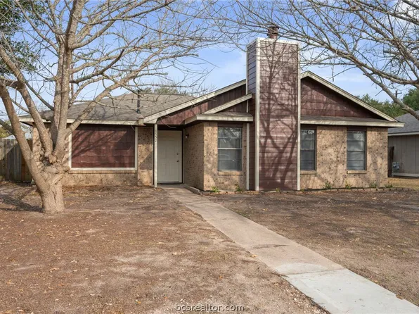 4752 Brompton Ln, Bryan, TX 77802