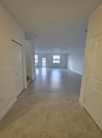 19571 SW 339th Ter — Photo 2