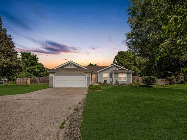 7529 Younkin Dr, Milford, KS 66514