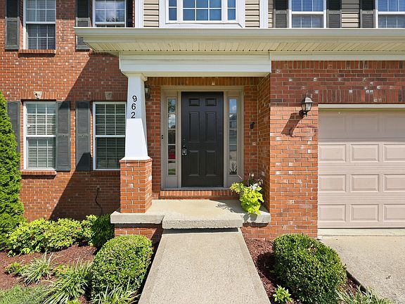 4th image of 962 Cobble Dr