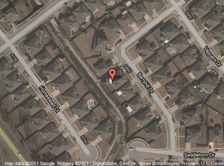 5802 Berryhill Dr, Arlington, TX 76017